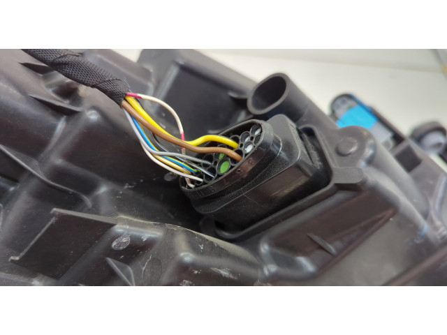 Фара передняя  Volkswagen Jetta 7 2018-2025 левая 