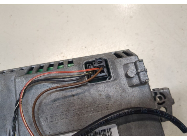 Дисплей бортового компьютера  Mercedes E W212 2009-2013        