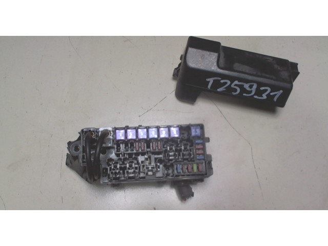 Блок предохранителей Daihatsu Sirion 2005-2012 7154875530 1.3