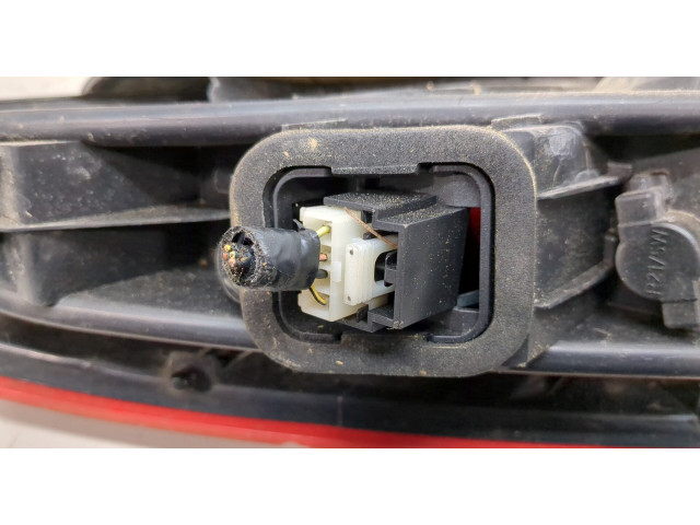 Задний фонарь          