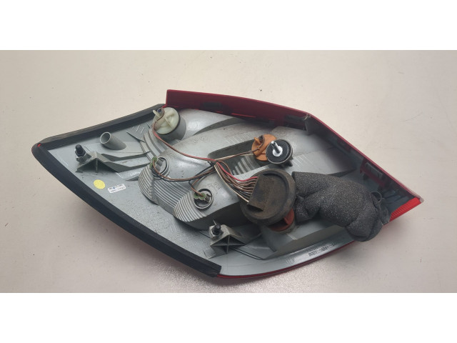 Задний фонарь          