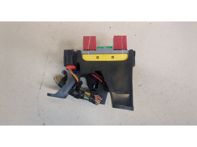 Блок предохранителей  Jeep Compass 2017-2021         