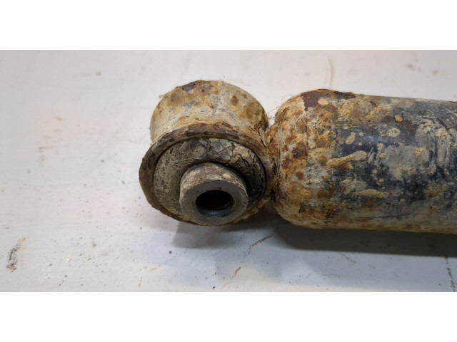 Стойка амортизатора  Suzuki Jimny 1998-2012      