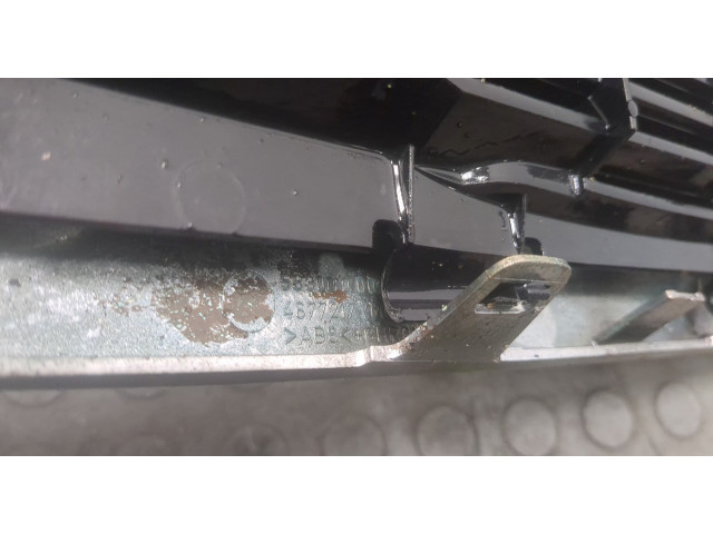 Решетка радиатора Saab 9-5 1997-2005