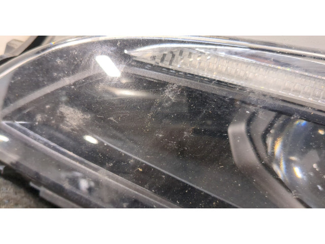 Фара передняя  Cadillac XT4 левая 