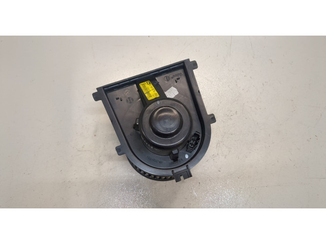 Моторчик печки Skoda Octavia Tour 2000-2010