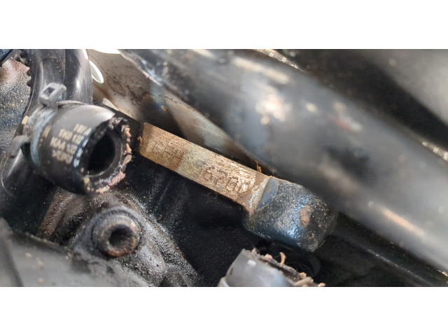 Форсунка топливная Skoda Yeti 2009-2018