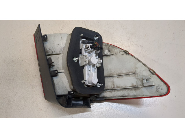 Задний фонарь        Mercedes B W245 2005-2012 