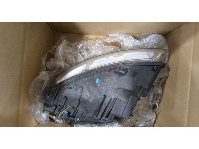 Фара передняя  Audi A6 (C6) 2005-2011 правая 