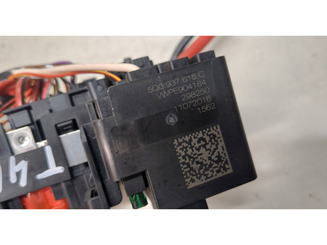 Блок предохранителей Skoda Octavia (A7) 2013-2017