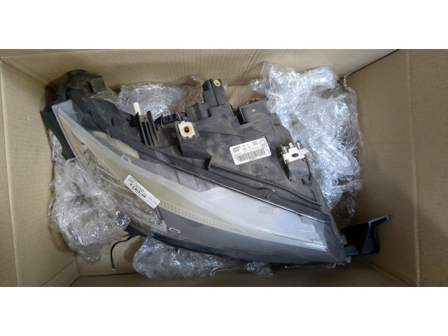 Фара передняя  Volkswagen Caddy 2004-2015 левая 