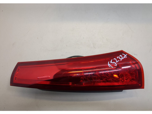 Задний фонарь          