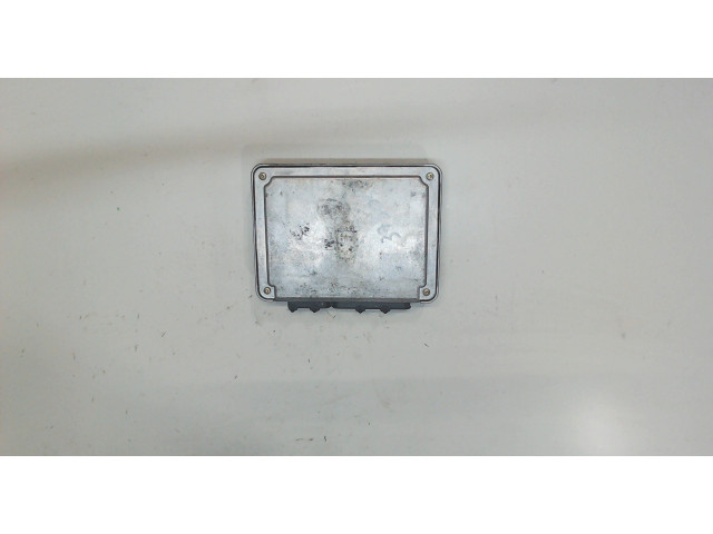 Блок управления двигателем  Skoda Octavia Tour 1996-2000     