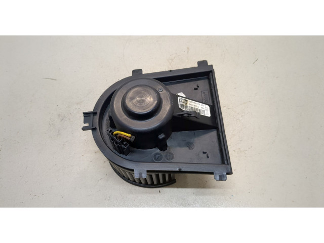 Моторчик печки Volkswagen Golf 4 1997-2005