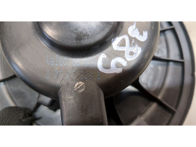 Моторчик печки Volkswagen Jetta 5 2004-2010