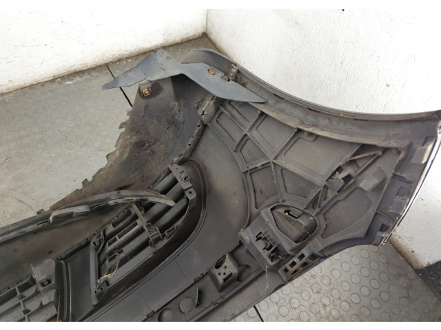 Бампер Volkswagen Golf Plus передний 5M0807217E