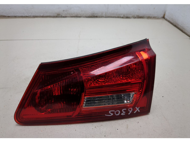 Задний фонарь