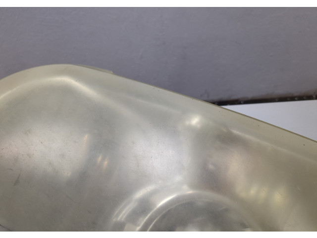 Фара передняя Toyota Tundra 2007-2013 правая