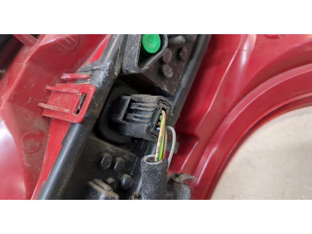 Задний фонарь