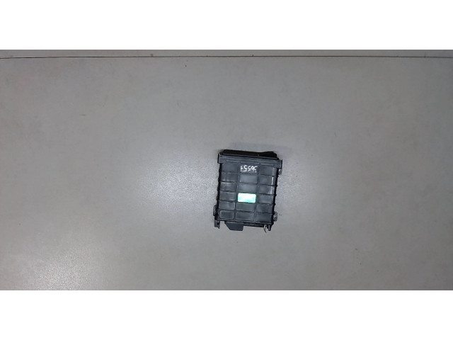 Блок управления двигателем Audi 80 (B3) 1986-1991