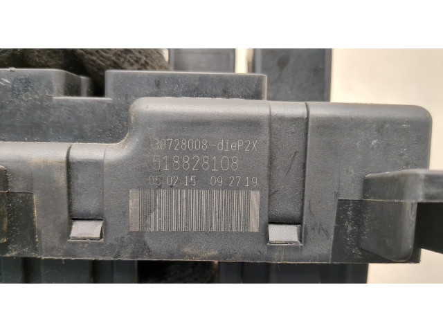 Блок предохранителей  Volvo V70 2001-2008         