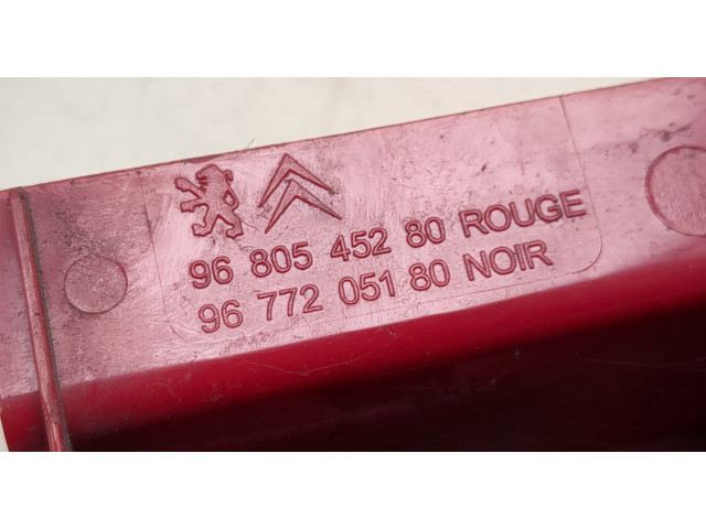 Задний фонарь          