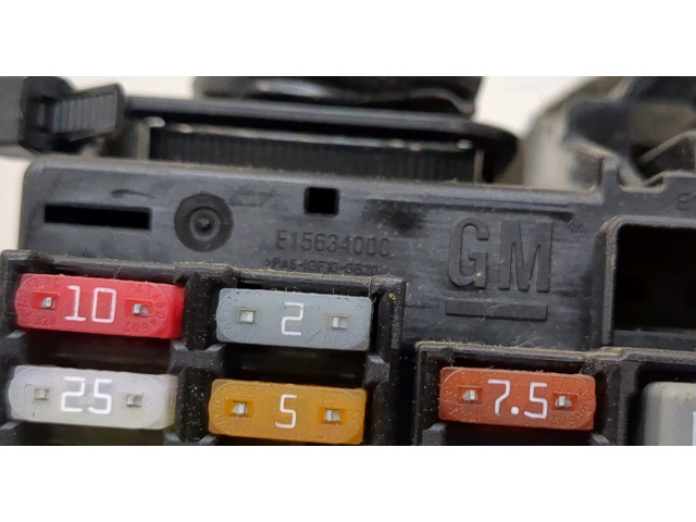 Блок предохранителей  Buick Encore GX 2019-2024         