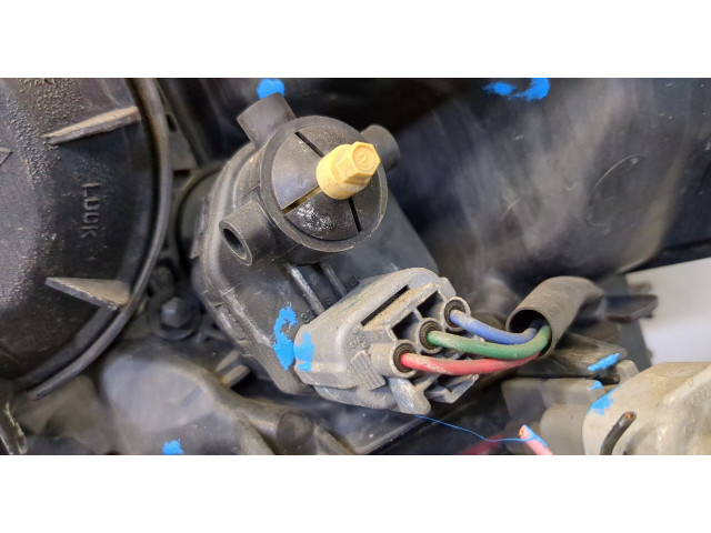 Фара передняя Mitsubishi ASX правая