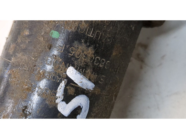 Стойка амортизатора  Renault Trafic 2014-2021      