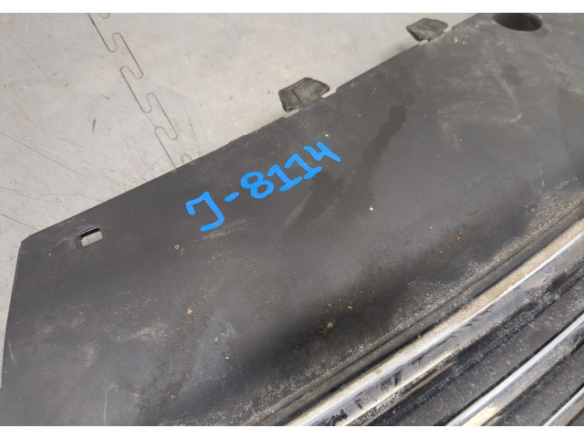 Решетка радиатора  Volkswagen Passat 7 2010-2015 Европа          3AA853651