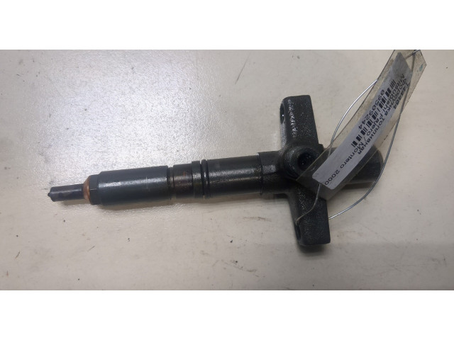Форсунка топливная Mitsubishi Pajero / Montero 2000-2006