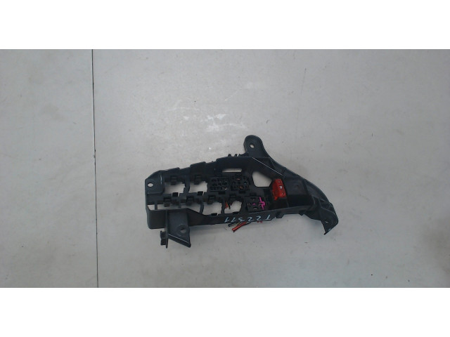 Блок предохранителей Audi A2 8Z2937503 1.4