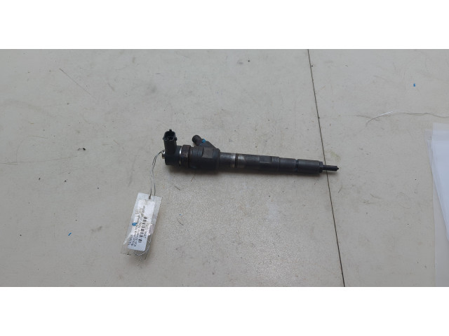 Форсунка топливная  KIA Sorento BL 2002-2011    338004A500, 0445110275     