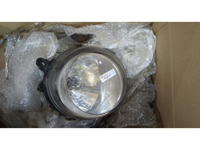 Фара передняя  Jeep Patriot 2010- левая 