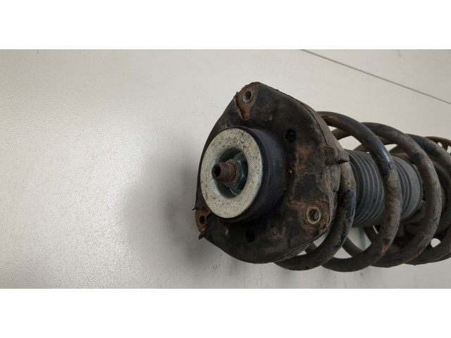 Стойка амортизатора Audi Q3 2011-2018 5N0413031AE, 5N0411105AH