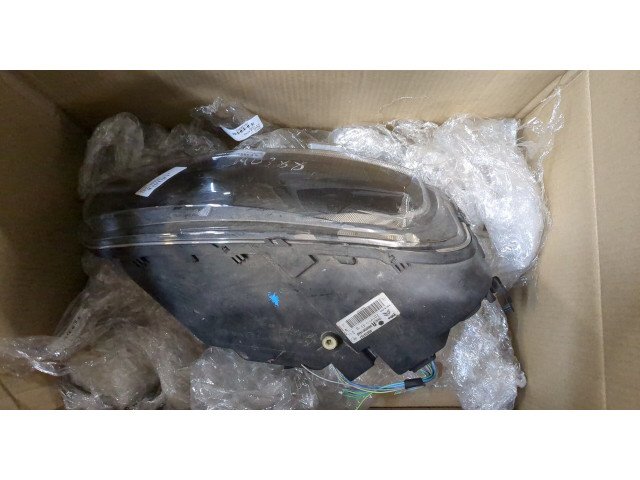 Фара передняя  Citroen C4 Cactus правая 