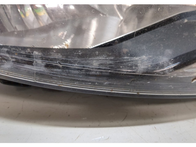 Фара передняя  Ford Focus 3 2011-2015 правая 