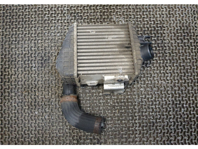 Интеркулер  KIA Sportage 2004-2010 2.0  2827027251    