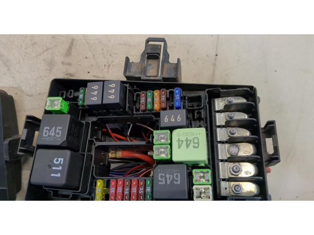 Блок предохранителей Skoda Octavia (A7) 2017-2021