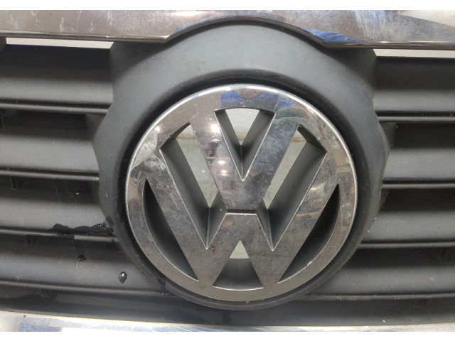 Бампер  Volkswagen Passat 6 2005-2010 передний   3C0807217R