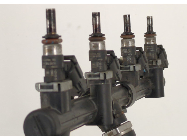 Форсунка топливная  Volkswagen Golf 7 2012-2020    06L906036L, 06K133317G     