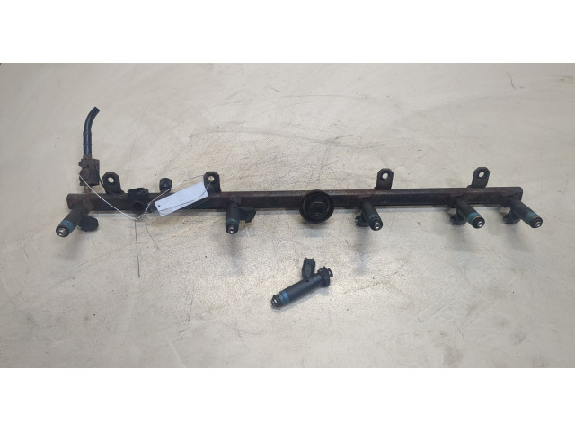 Форсунка топливная  Jeep Wrangler 1996-2006         