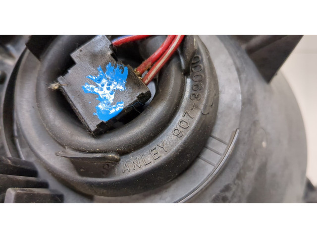 Фара передняя  Honda Jazz 2002-2008 правая 