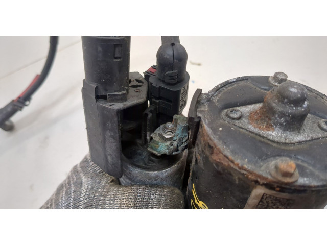 Стартер Skoda Octavia (A5) 2004-2013 1.6