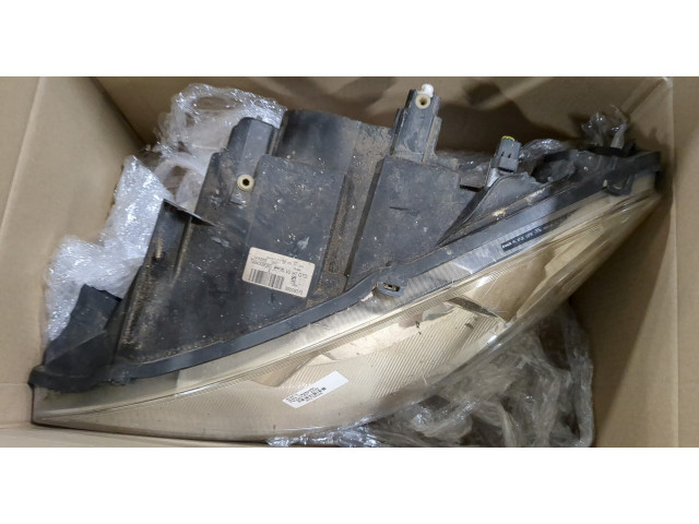 Фара передняя  Peugeot 807 левая 