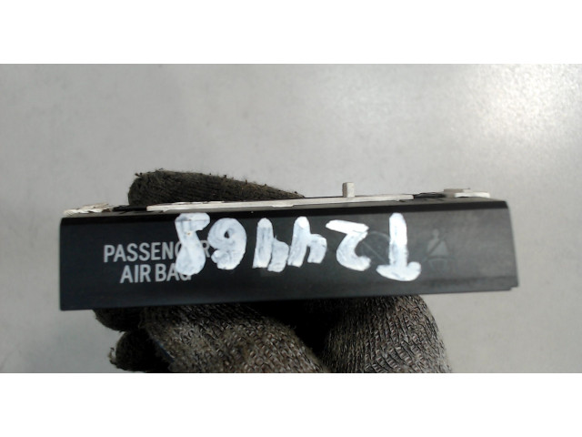 Дисплей бортового компьютера  Toyota Prius 2009-2015 8315047040        