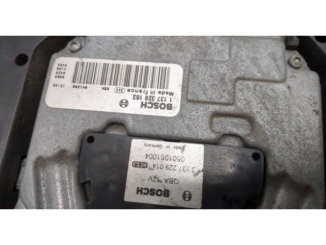 Вентилятор радиатора  Ford Galaxy 2000-2006    1.9 дизель       