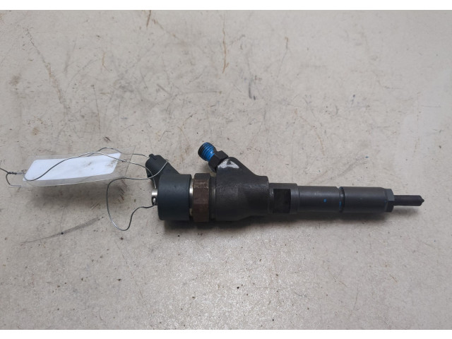 Форсунка топливная  Peugeot 306 1993-2002         