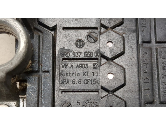 Блок предохранителей Volkswagen Golf 5 2003-2009 6R0937550A