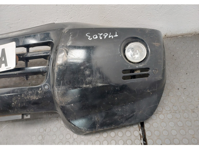 Бампер Mitsubishi Pajero / Montero 2000-2006 передний